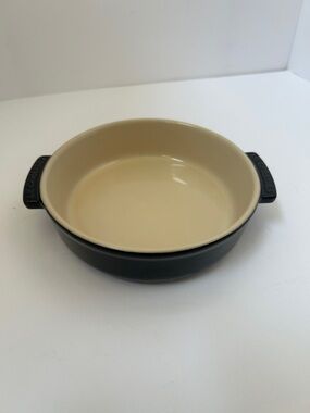 Le creuset Round Braiser with Cream Enamel Interior